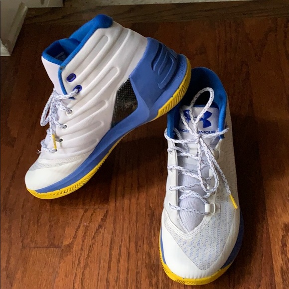 curry 3 high tops
